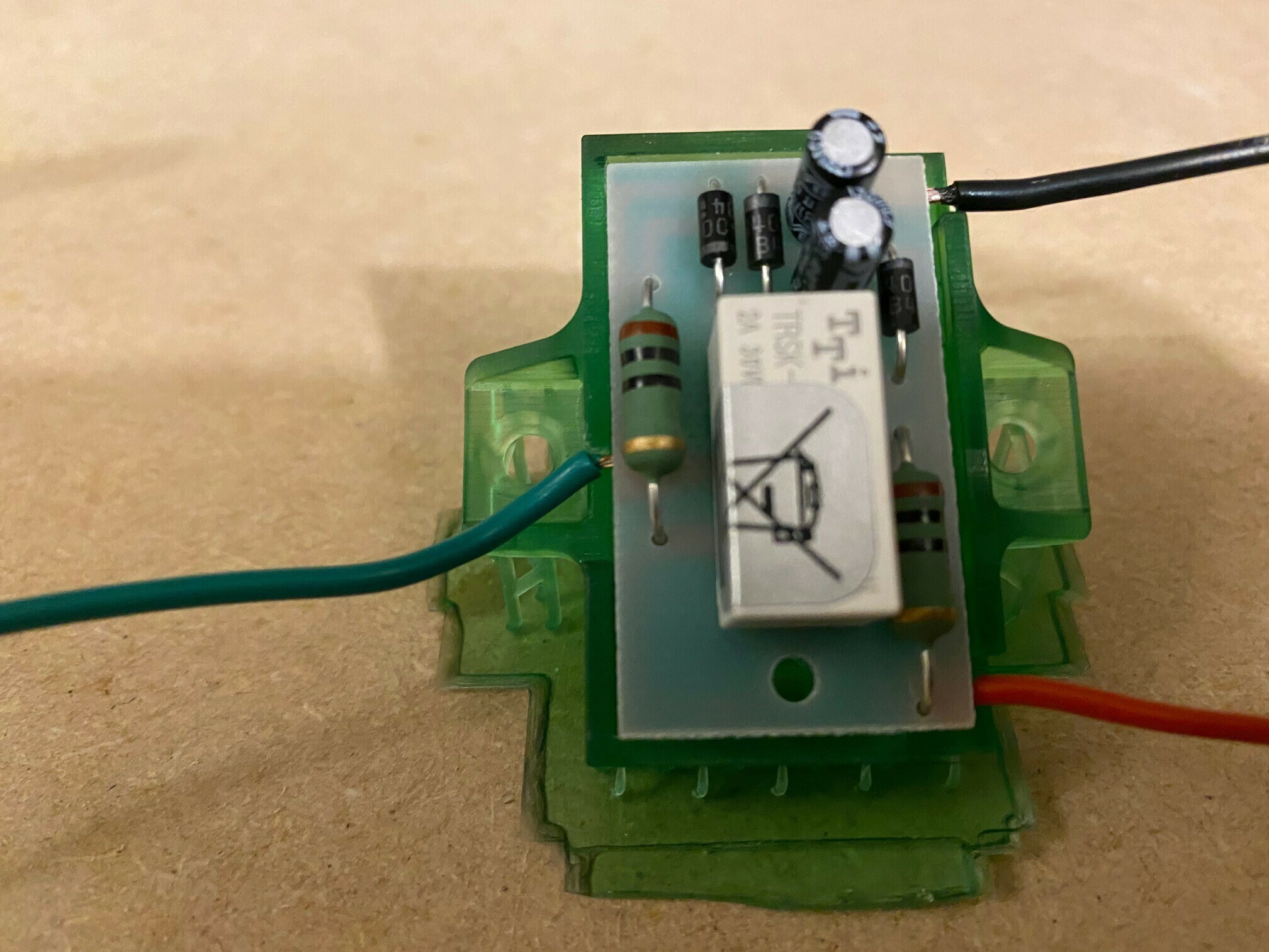 Gaugemaster - GM - DCC80 - Accessoire DCC - Vert - version anglaise Gaugemaster - GM - DCC80 - Accessoire DCC - Vert - version anglaise