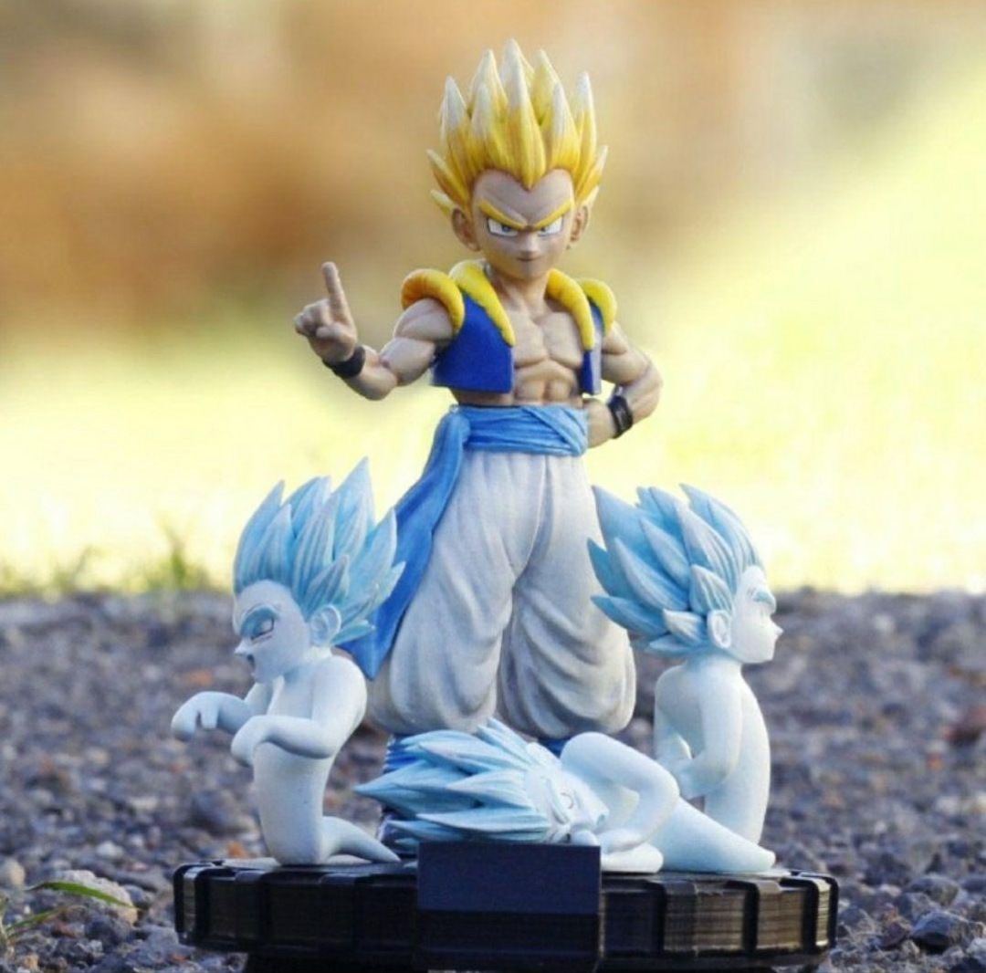 PicsArt_12-08-07.08.38.jpg Gotenks