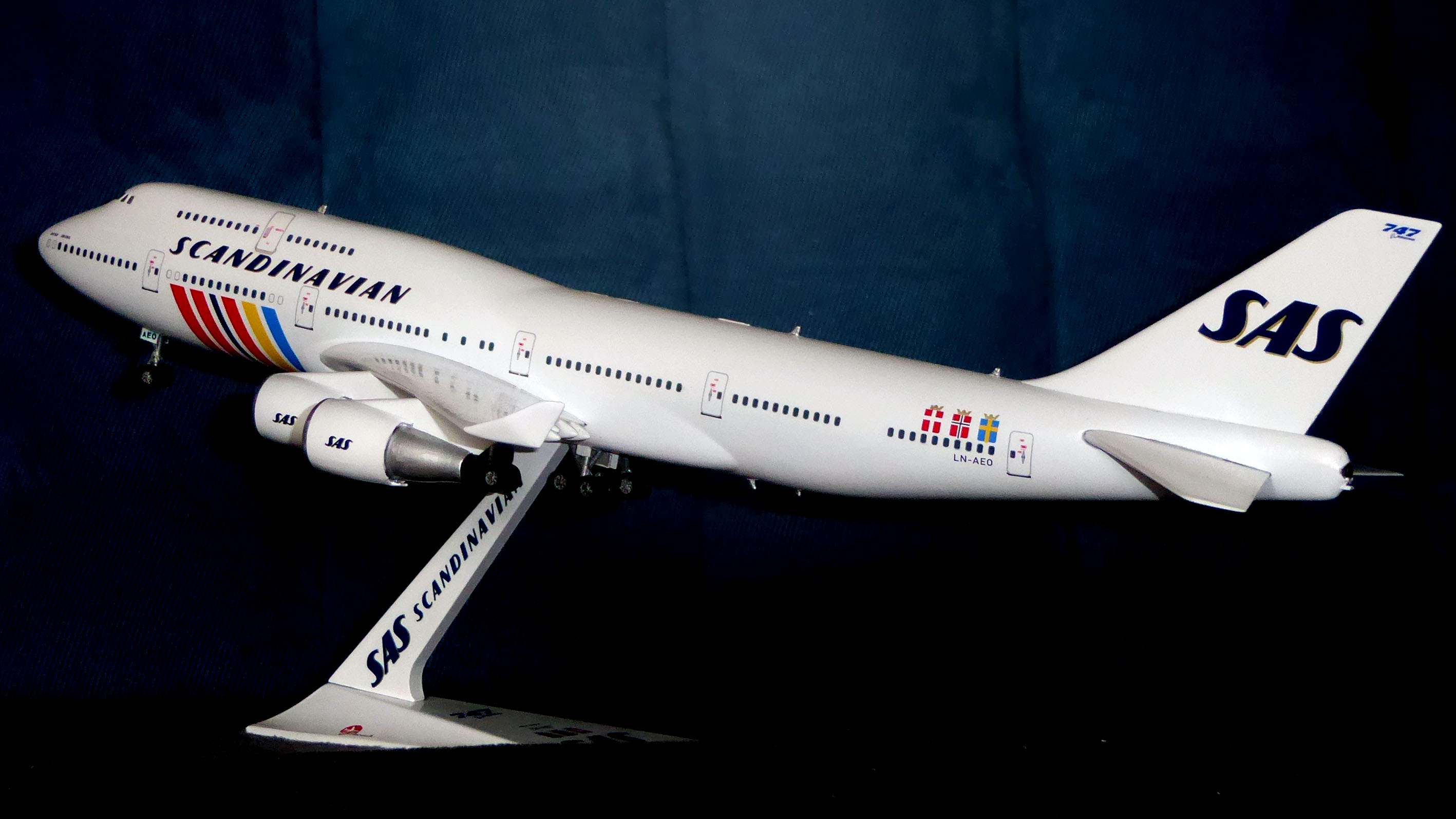 🛩️ 747-400 - 1:144・3D Print with the Ender 3 Pro 3D printer・Cults