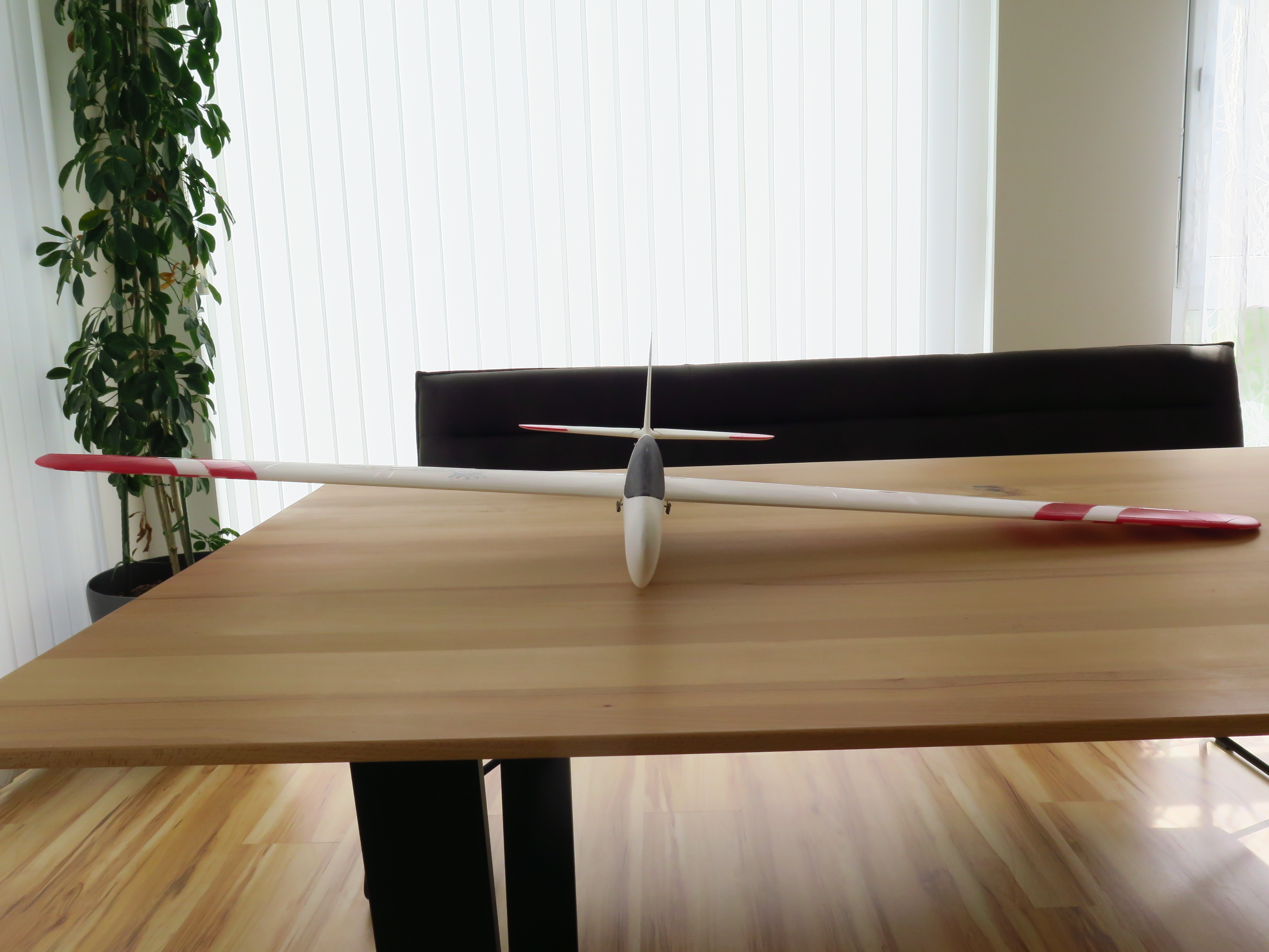 🆓 Floonda - free 3d printed Freestyle Glider 1335mm Wingspan (Vasemode ...