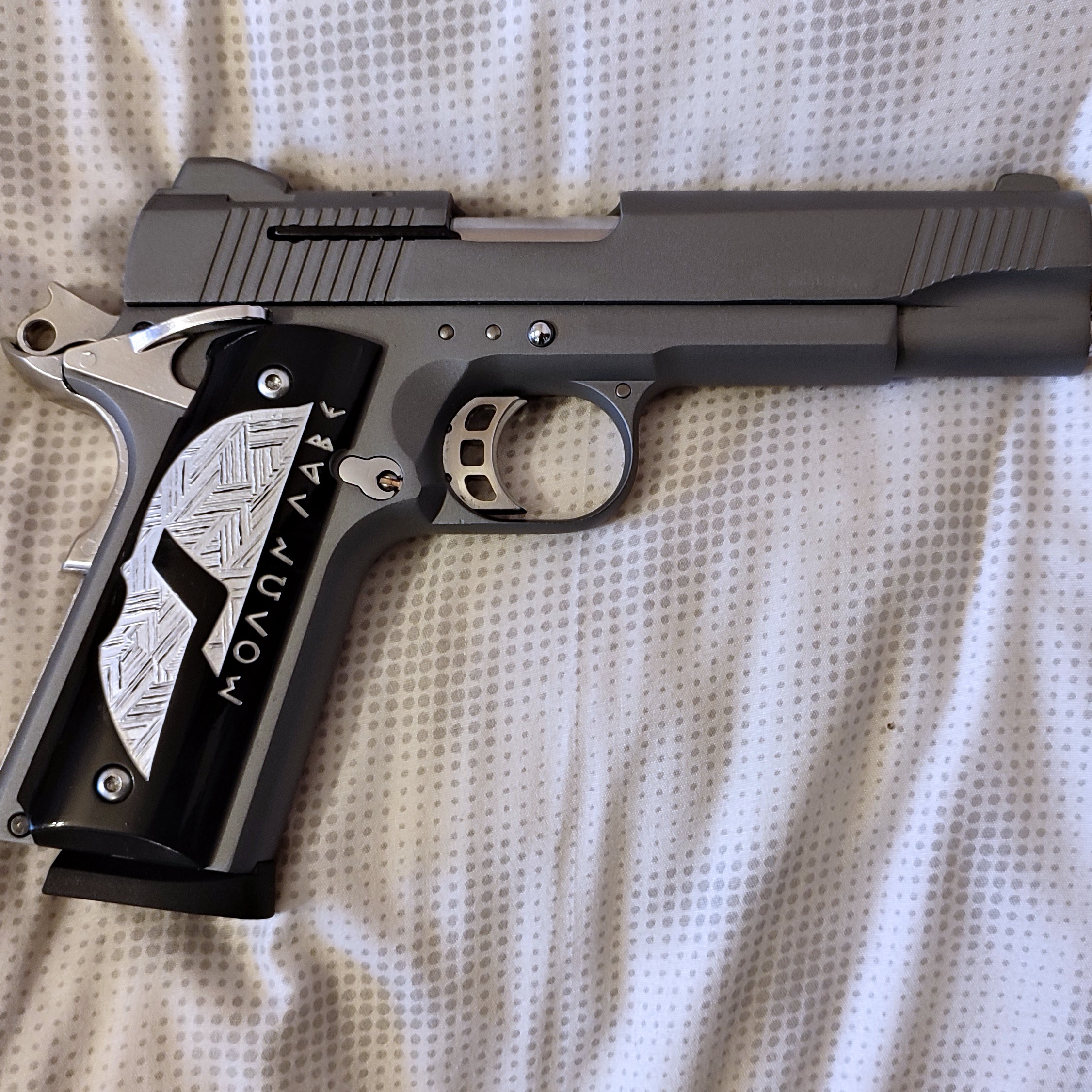 Custom 1911 Compact Acrylic Grips With Tribal Skull Design - Fits Ambi & Non-Ambi Safeties