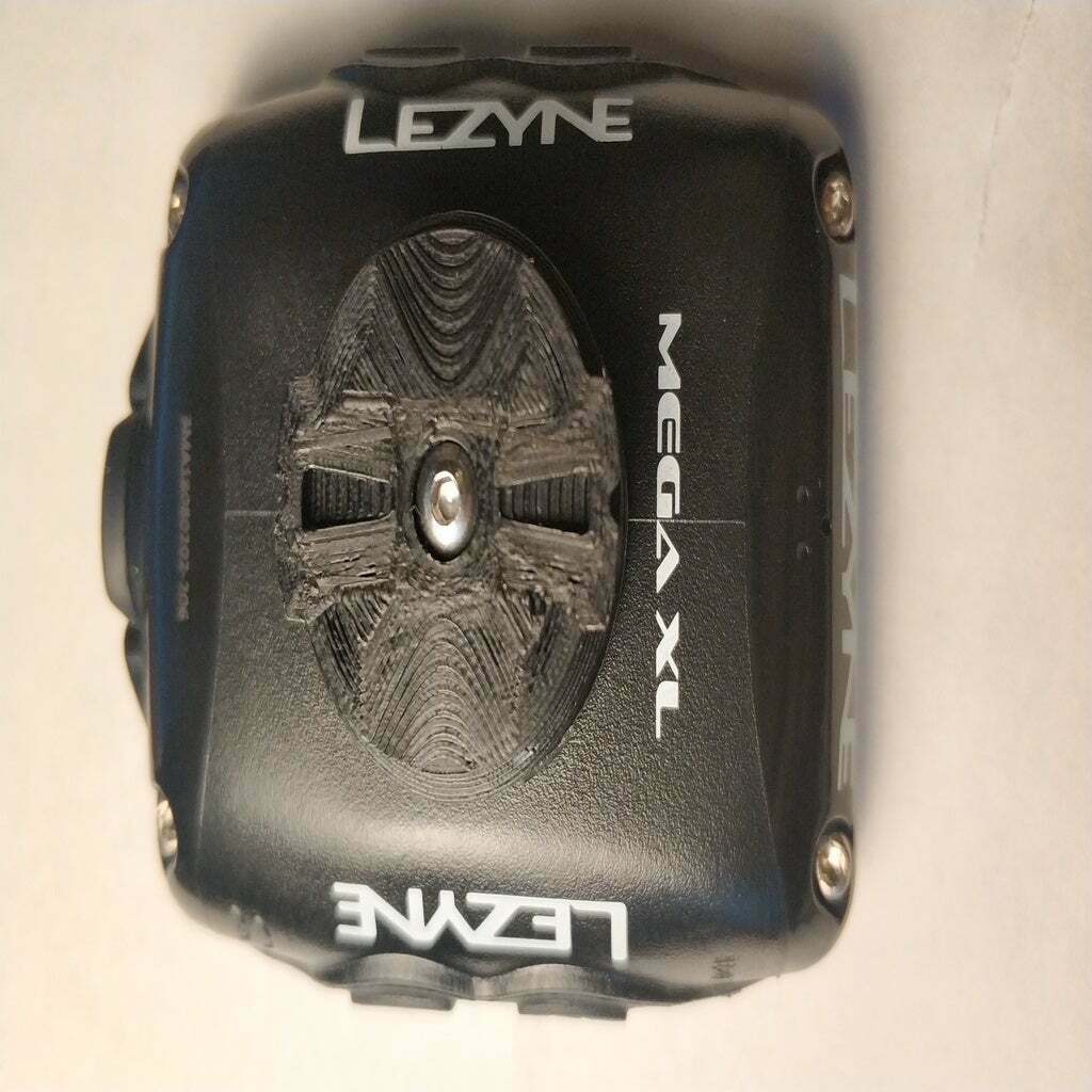 STL file Lezyne xlock to Garmin quarter turn mount adapter ⚽ ・3D print