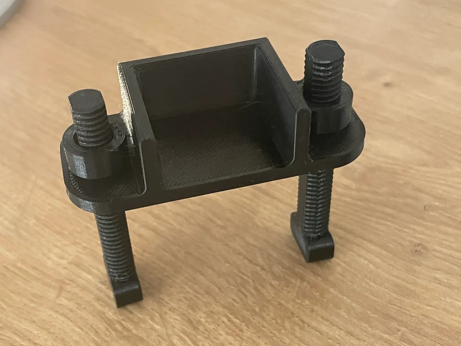 Free 3D file Macbook adjustable power brick support 💻 ・3D print model ...