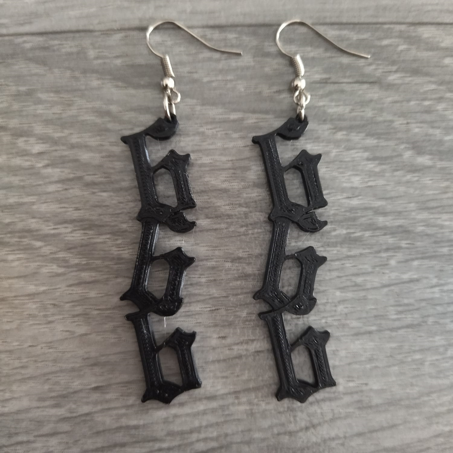 💍 666 Earrings・Free STL File for 3D printing・Cults