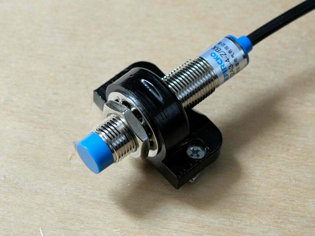 Free STL file Inductive sensor 2020 mount 🔧 ・3D print model to download ...