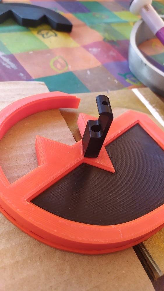 Free STL file Adafruit Keyblade Heartless wall mount 🗡️ ・3D printable