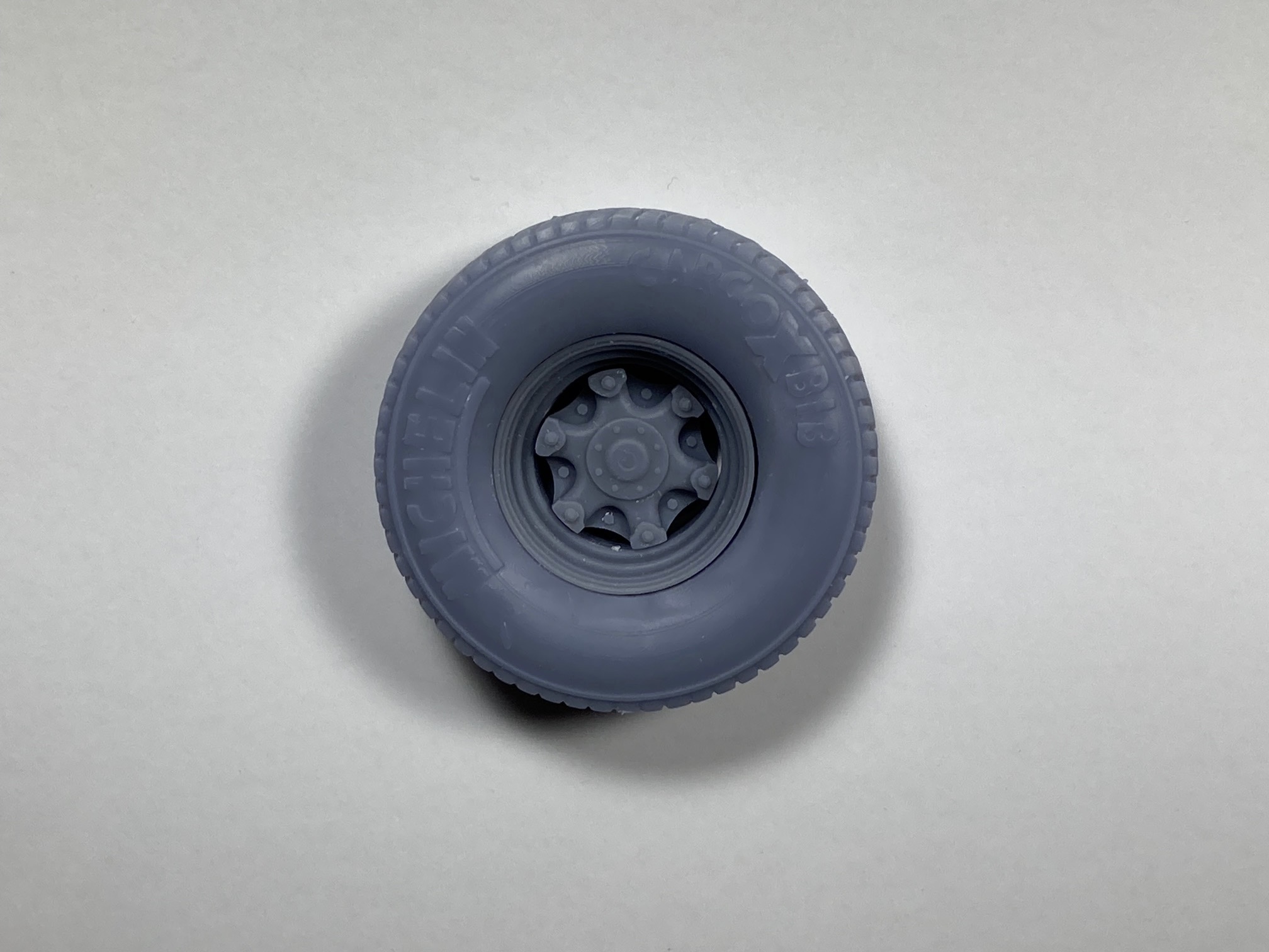 thumbnail interactive-video image 1 of Don Mills Models 1/48 Scale Vintage Dayton 6 Spoked Dual Wheel Set For Model Trucks 1 of 2