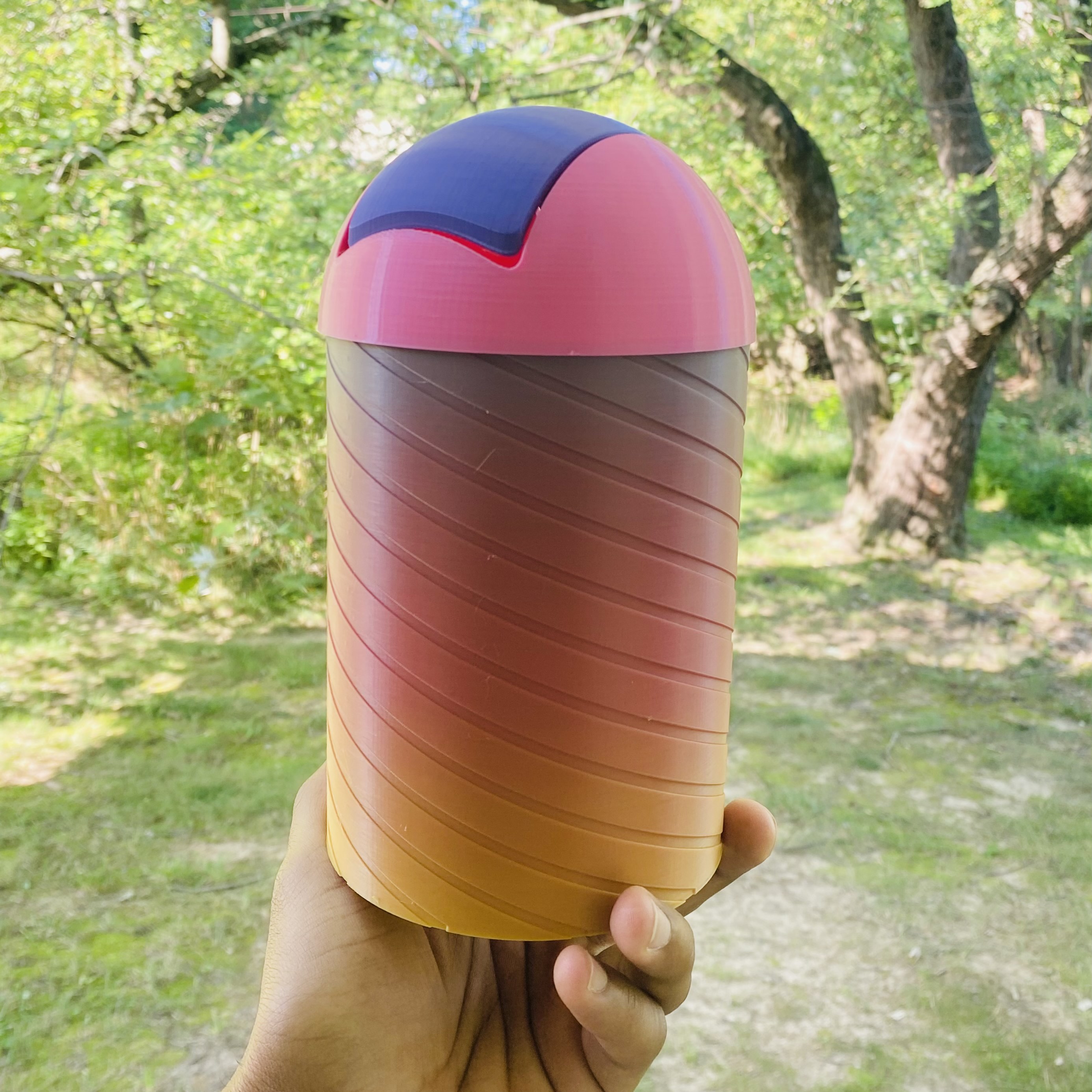 image_50454017.jpg Spin Top Desk Trashcan / Garbage