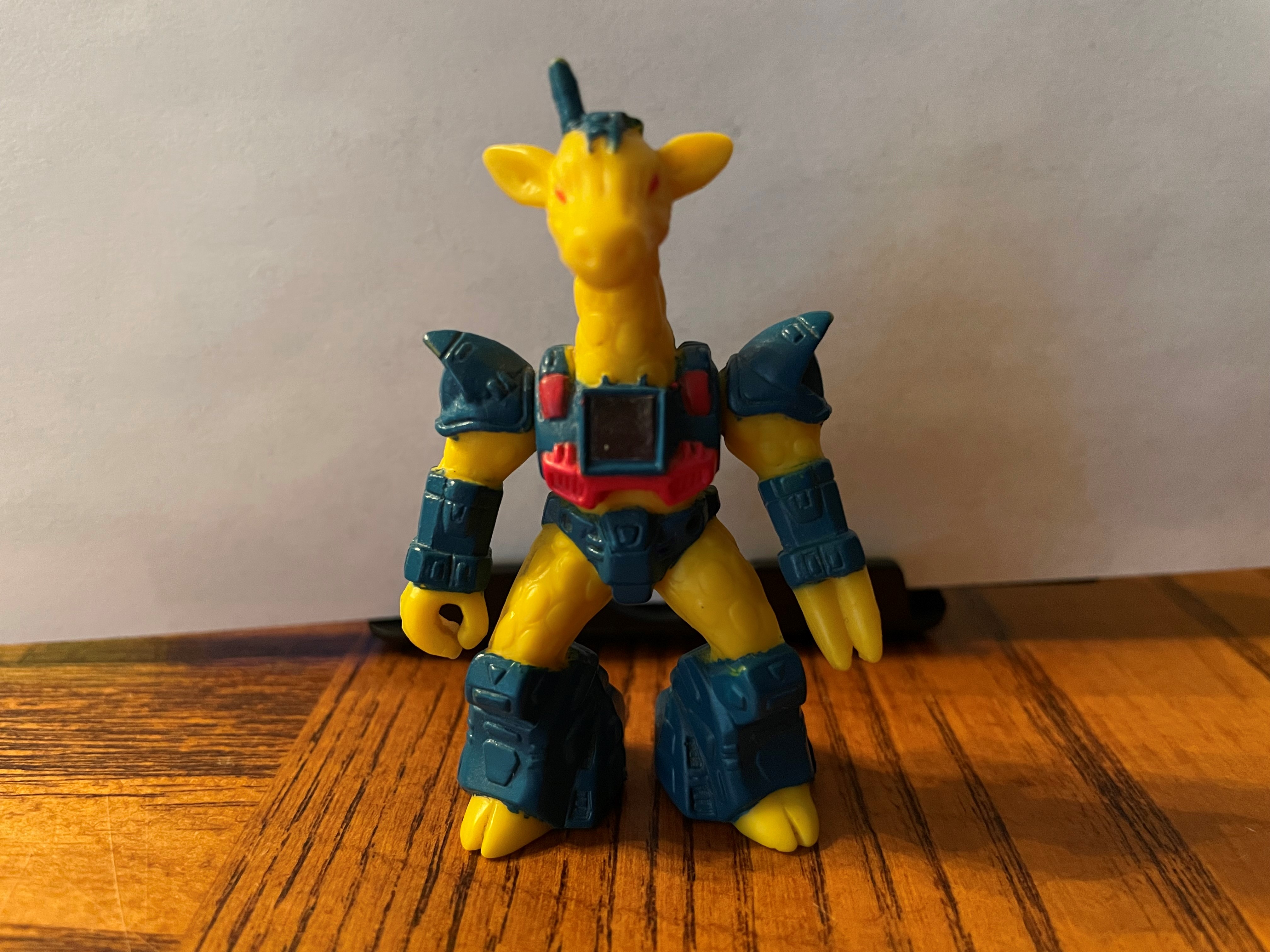 giraffee.jpg Bestias de Batalla Jirafa Cuello de Gato Serie 1 #18