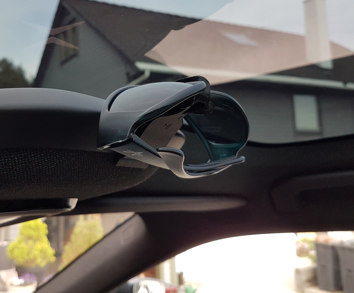 STL file Polestar 2 sunglasses holder 🕶️ ・3D print design to download・Cults