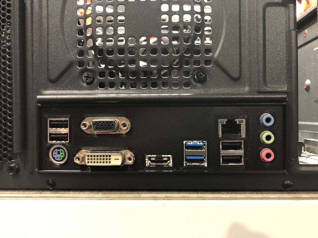 I/O Shield Plaque Arrière En PLA Pour GIGABYTE GA-78LMT-USB3 REV 6.0