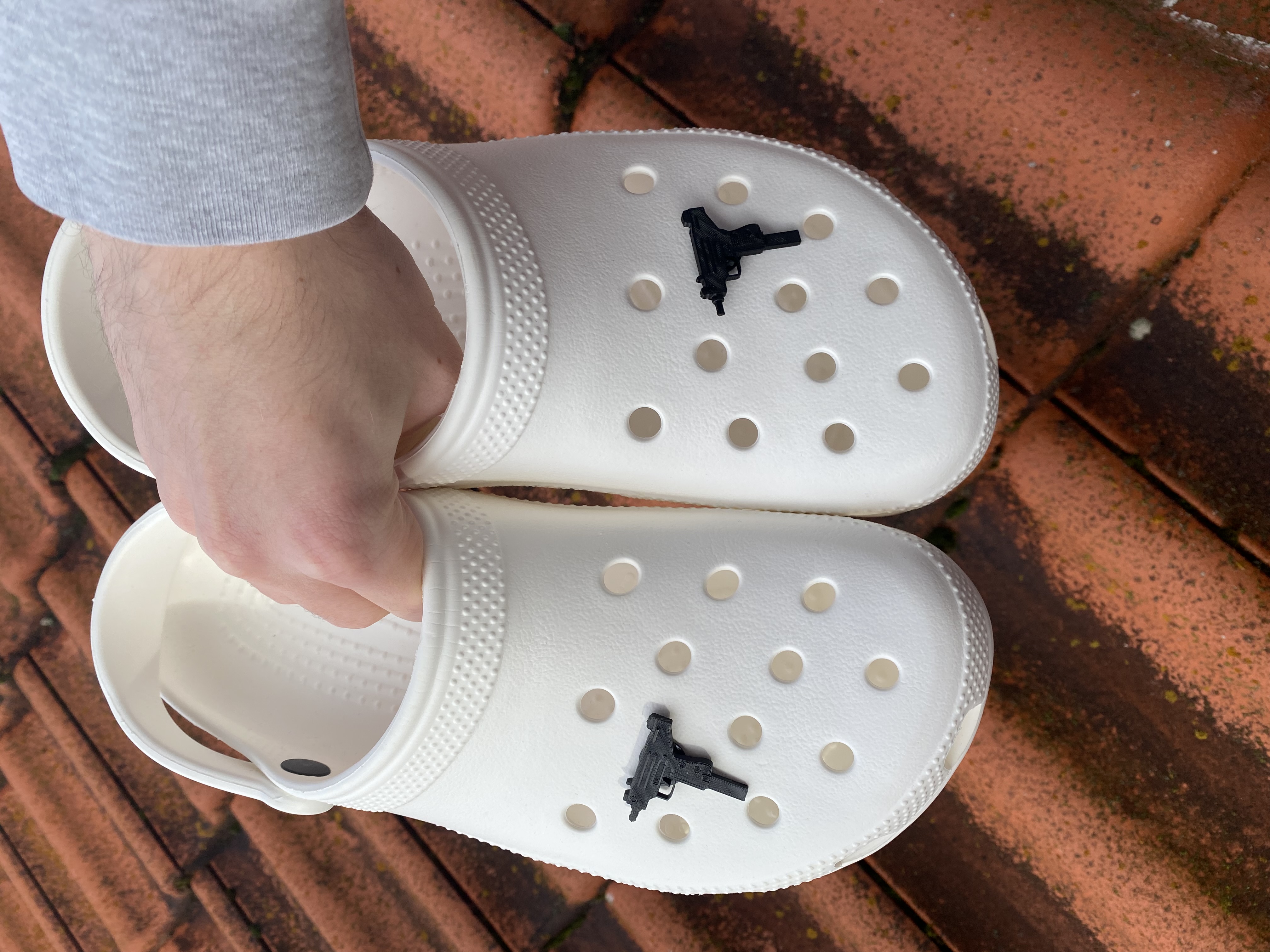 🔫 UZI croc charm・ STL File for ・Cults