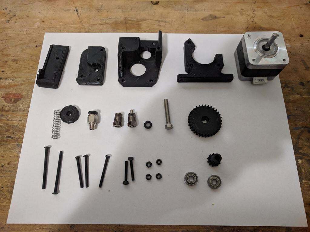 Free STL file Geared Bowden Extruder using Bondtech gears 🔧・3D printing ...
