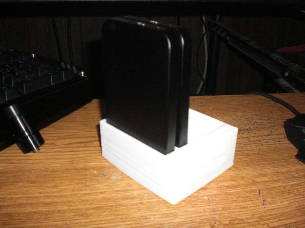 Free STL file external hard drive rack 🖥️ ・3D printing model to ...