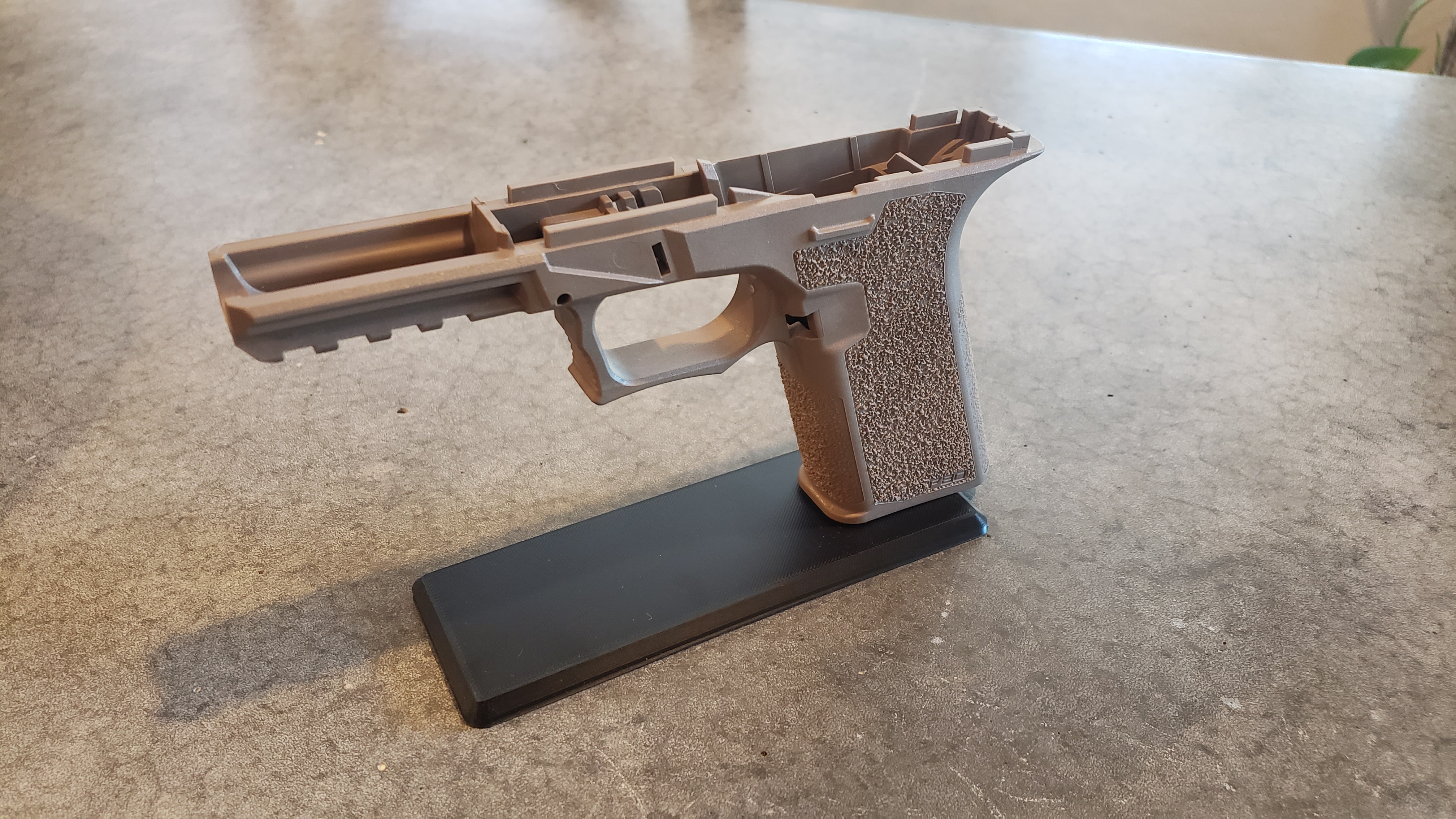 ♉ Taurus themed pistol display stand・ STL File for ・Cults