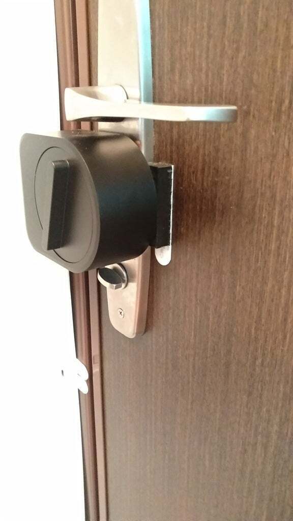 Free STL file Sesame Smart Lock: Compatibility Bracket for Tiny Knobs ...