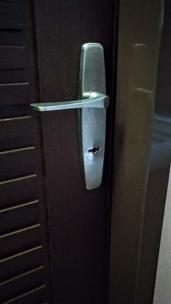 Free STL file Sesame Smart Lock: Compatibility Bracket for Tiny Knobs ...