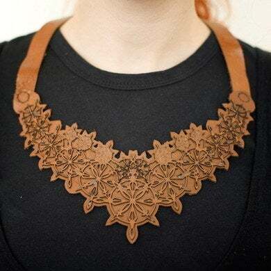 Free 3D file Leather Necklace 👽・3D printer model to download・Cults