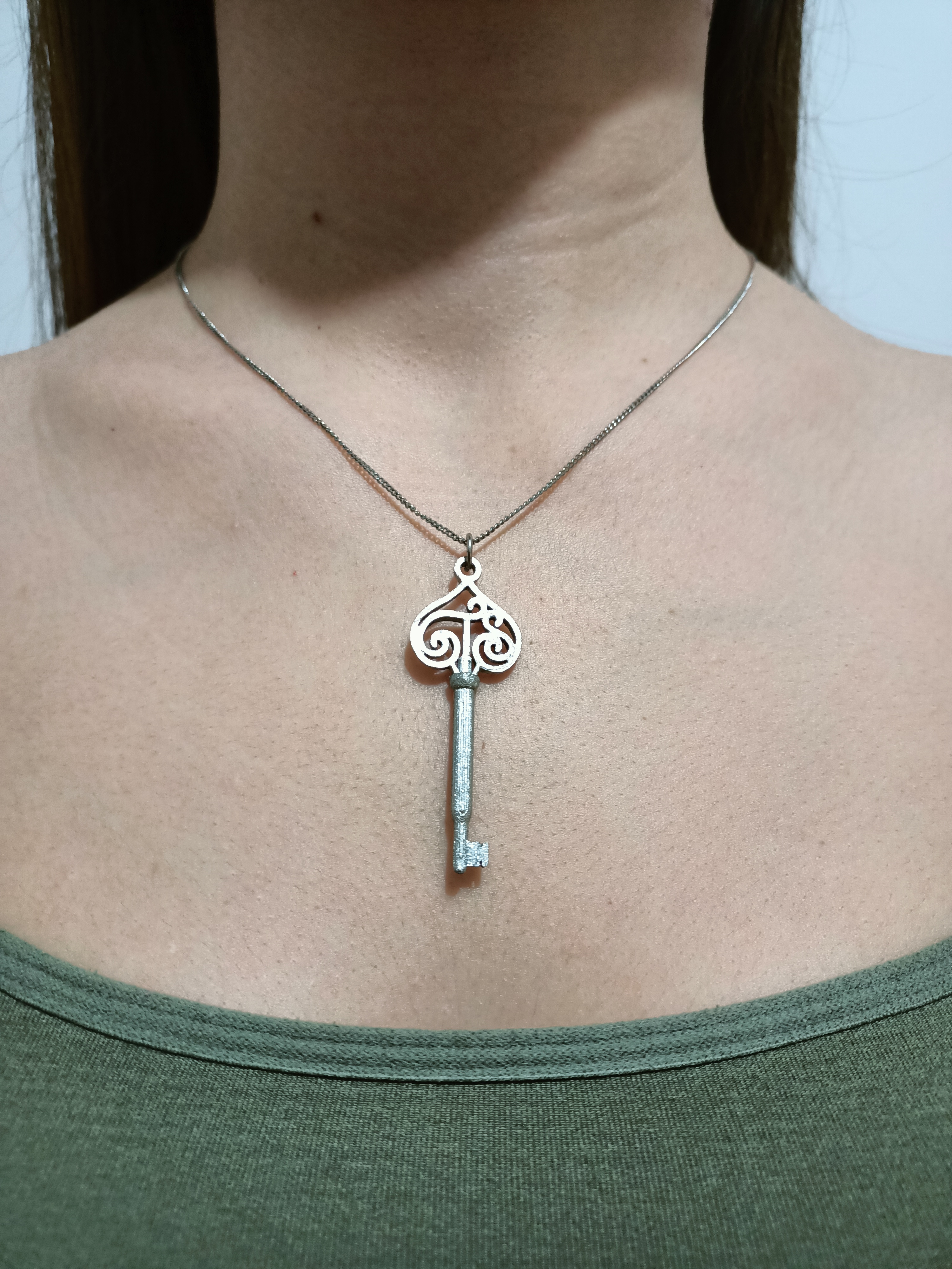 🔑 Taylor Swift TS Vault Key Necklace Fearless Album Merch