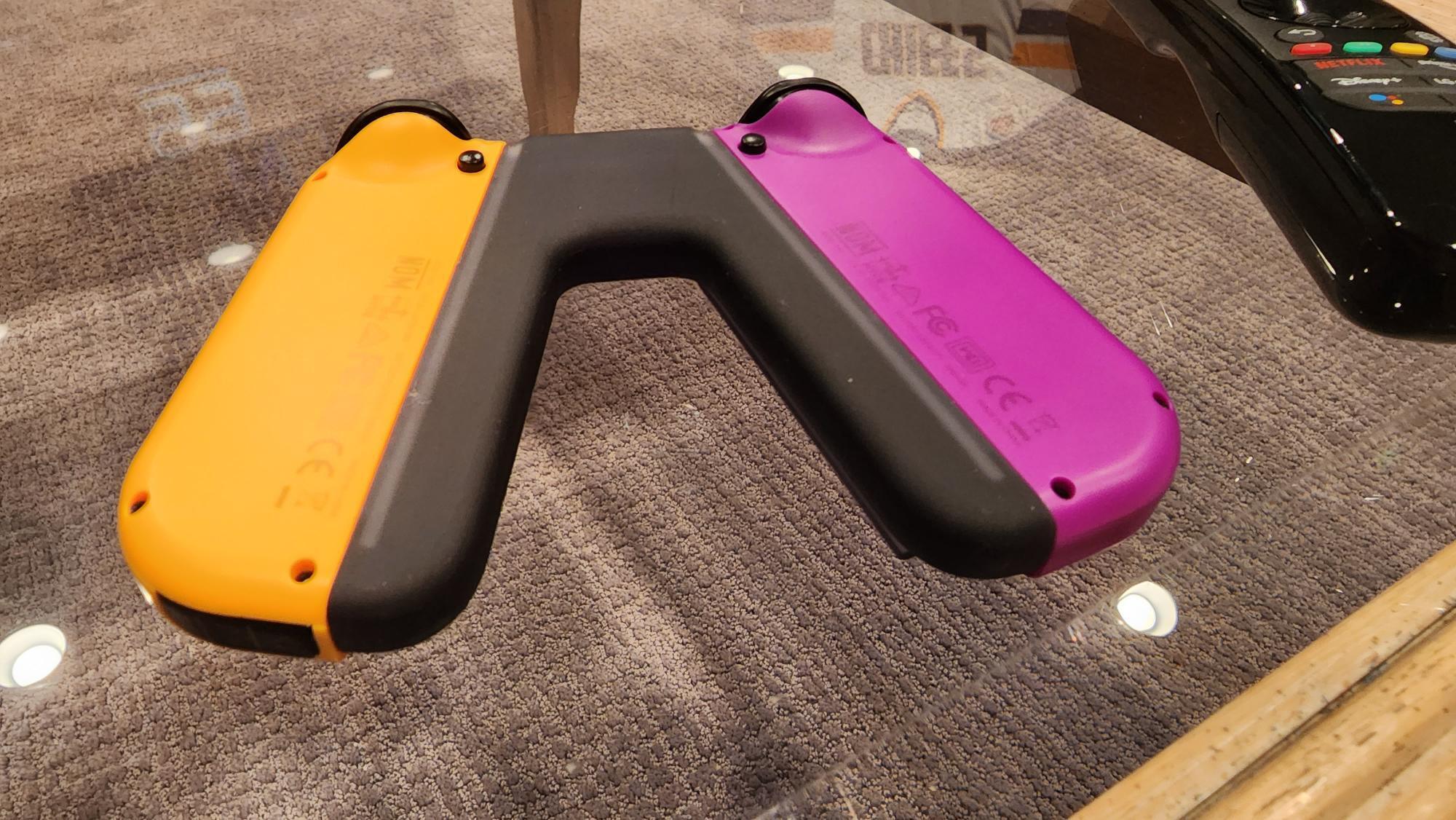 3D printable Nintendo Switch Joy-con Grip (store the strap)・Cults