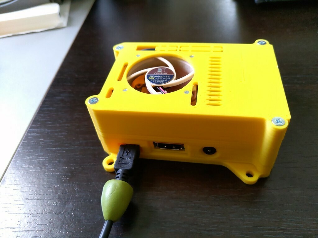 Free 3D file Raspberry Pi3 Pi2 and Model_B+ case with inside fan 🖥️・3D ...