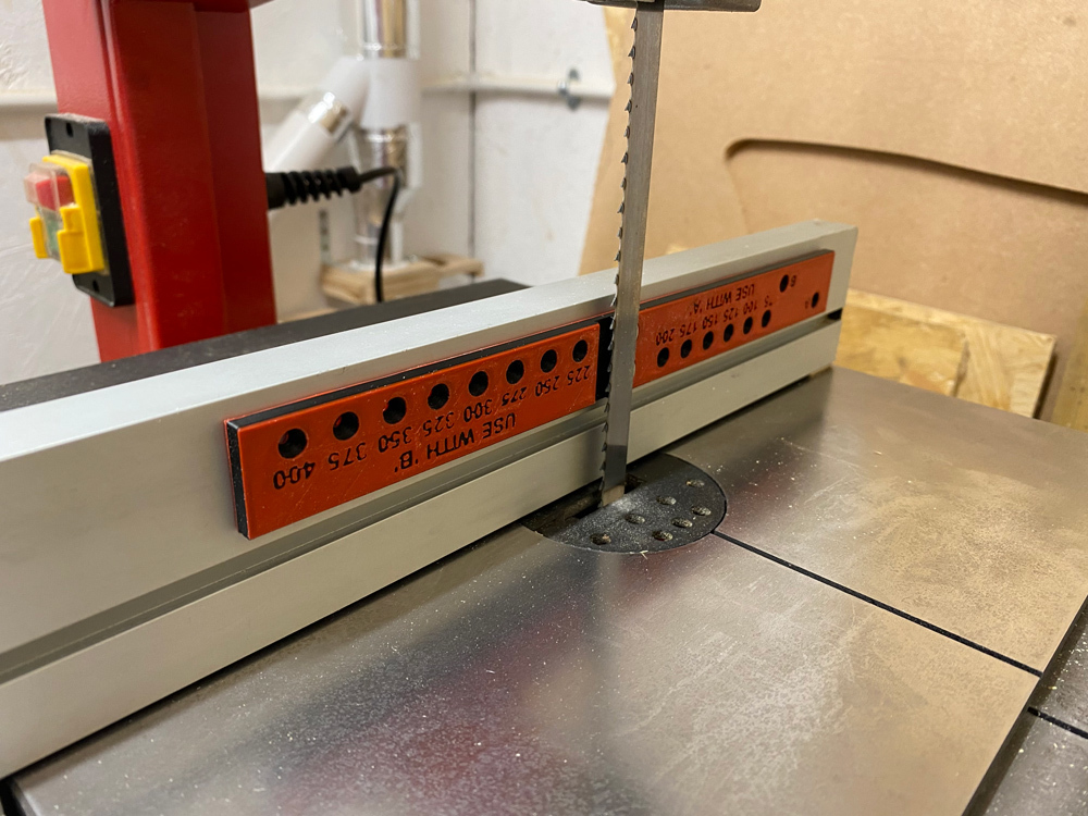 Free 3D file Bandsaw Buddy Fence Alignment Tool 🔧 ・Model to download