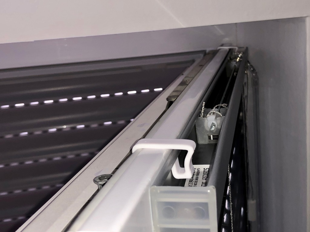 Free 3D file Jalousie window clip 🪟・3D print model to download・Cults