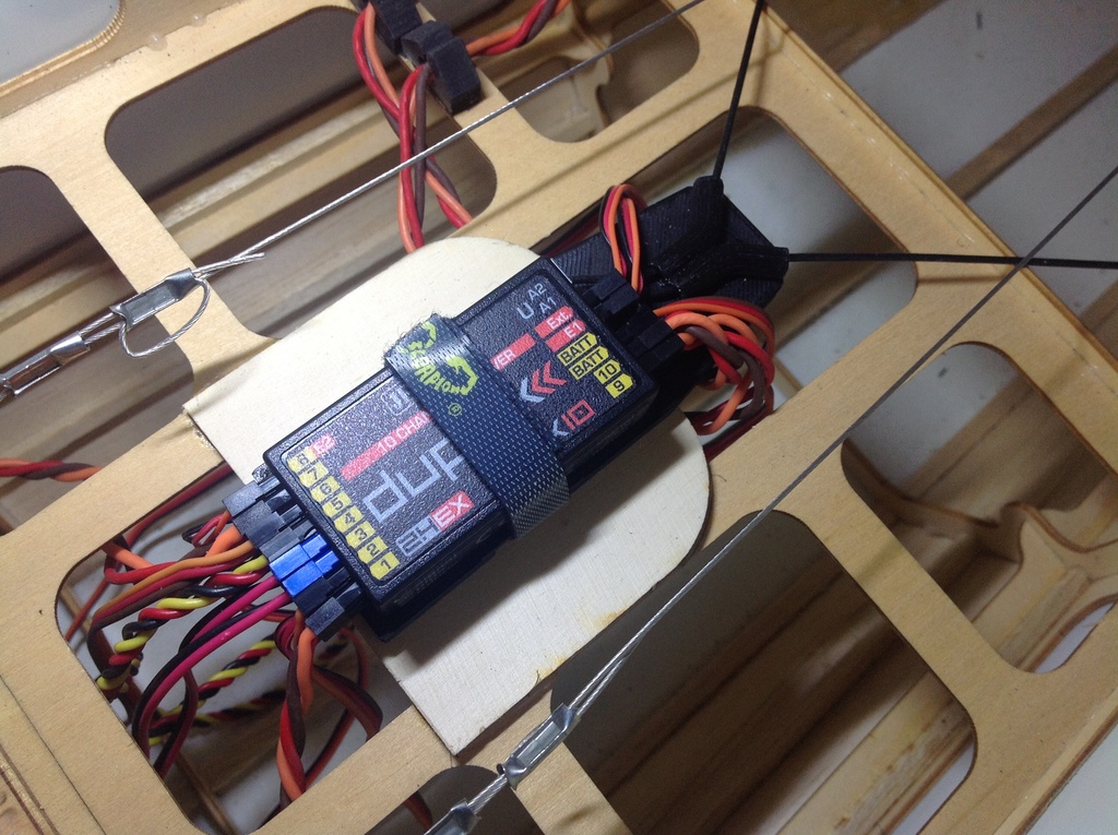 🚁 Jeti REX10 Receiver mount plate・Free 3D File for ・Cults