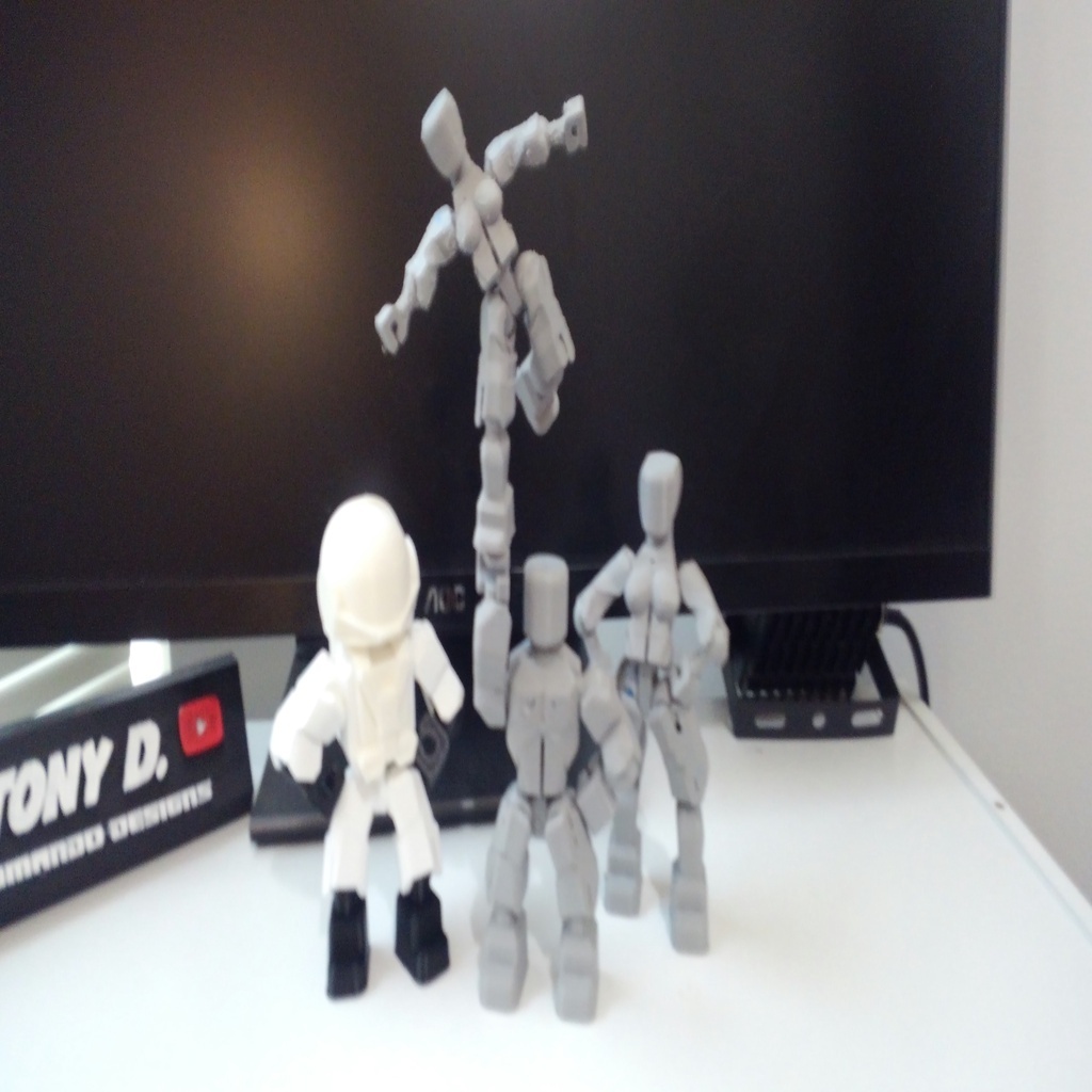 Axo File 🎲 AXO - Awesome Action Figure / Minifig・Free 3D File for ・Cults