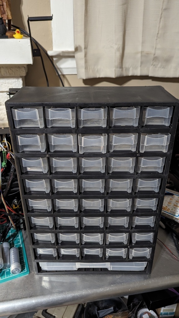 Free 3D file Drawer Dividers for Harbor Freight 40 Bin Organizer