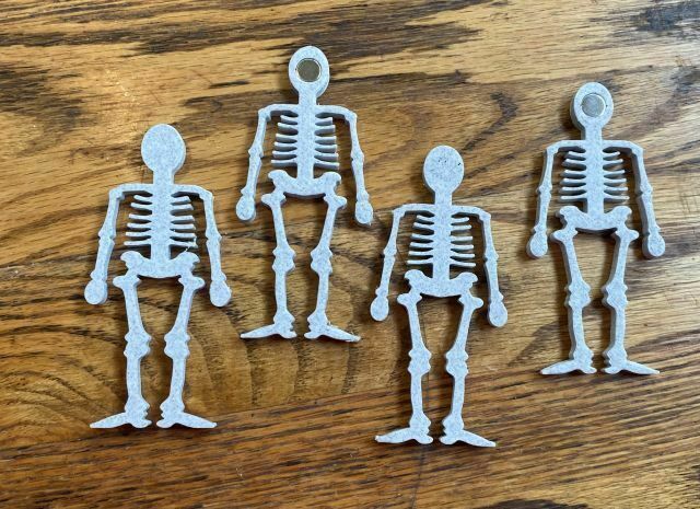 Poseable Skeleton Refrigerator Magnets - Set Of Articulated 3D Printed Skull Magnets With Movable Joints, Halloween & Science Decor
