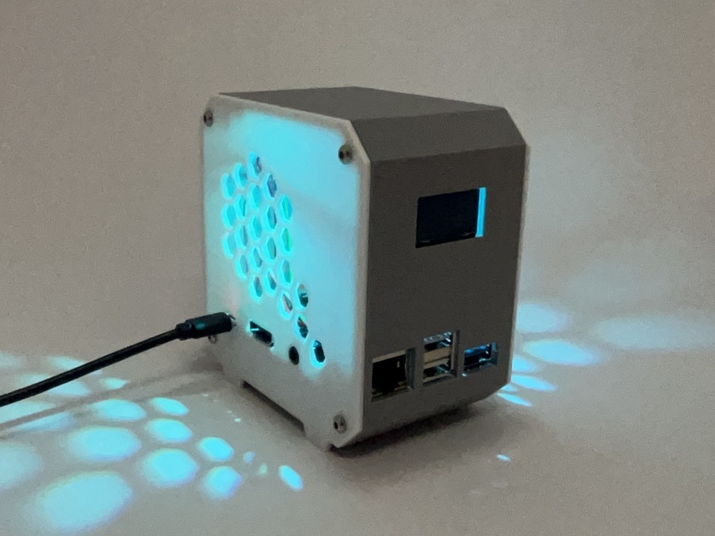 Free 3D file ROC-RK3328-CC (Renegade) Mini PC Case With OLED Stats ...