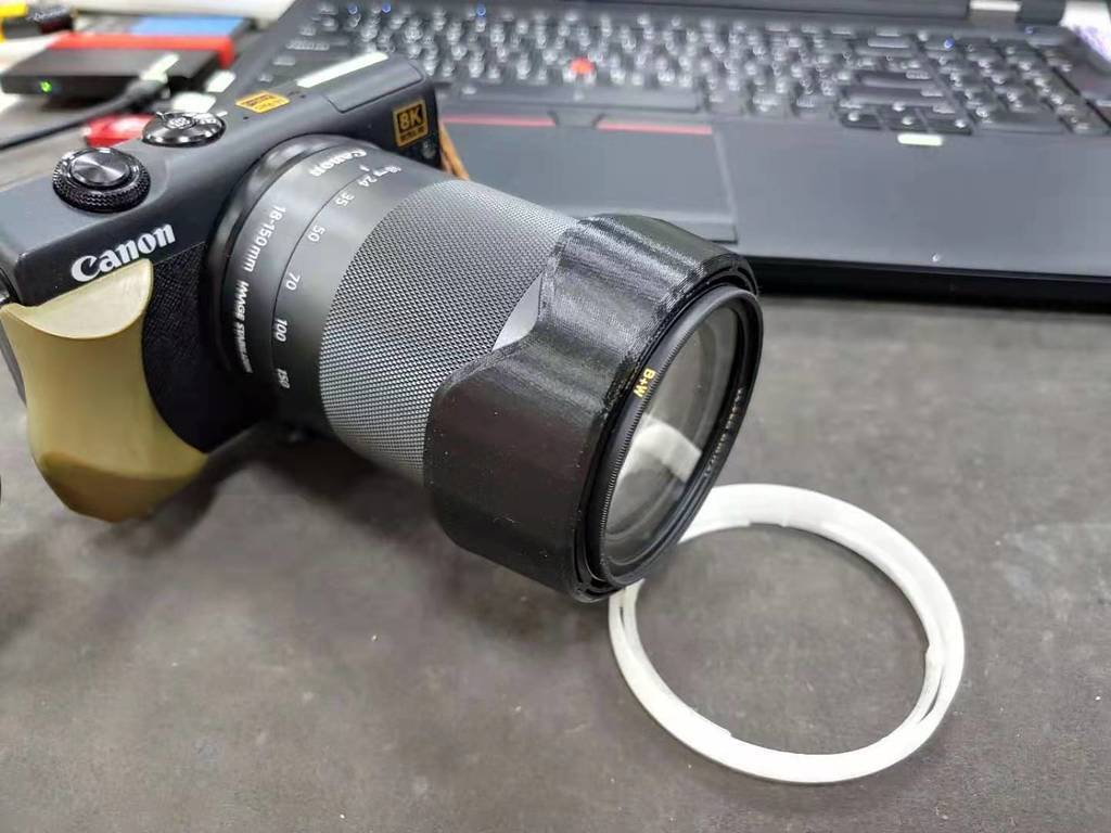 Free 3D file CANON EFM 18-150mm Lens Hood & Bumper (EFM 60mm Hood Mount ...