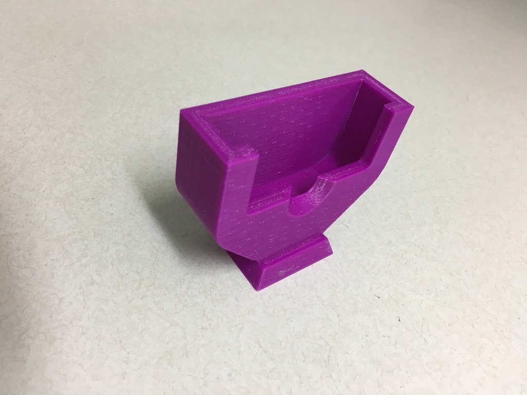 Free 3D file iPhone 5/5S Otterbox Tripod Mount 📱 ・3D print object to