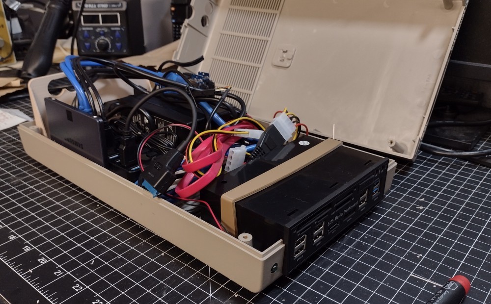 Commodore 3d Model 👽 C1541x Media Module | Commodore 1541 Impostor・Free 3D File for ・Cults