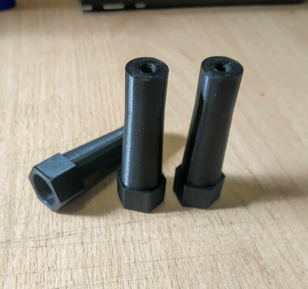 Бесплатный 3D файл Пластиковый барашек ВАЗ Лада 👽 ・Объект для ...