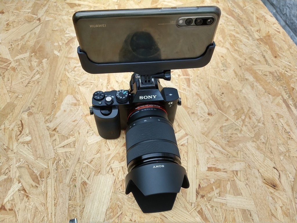 Free 3D file Huawei P20pro on camera (flash holder) 📷 ・3D printing idea ...