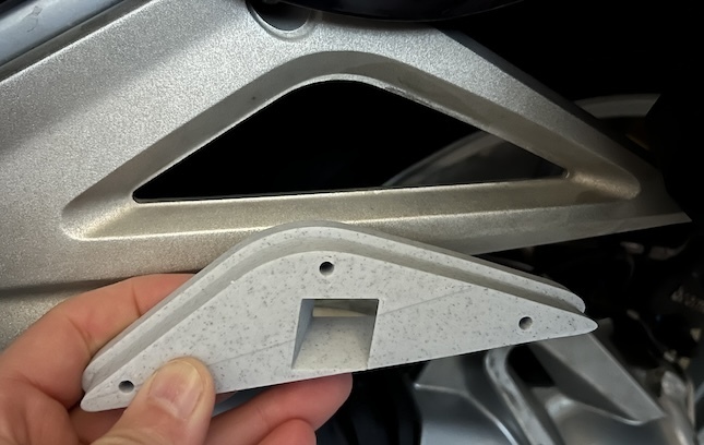 🧑‍🔧 BMW R1200RT Accessory Mount・Free 3D File for ・Cults