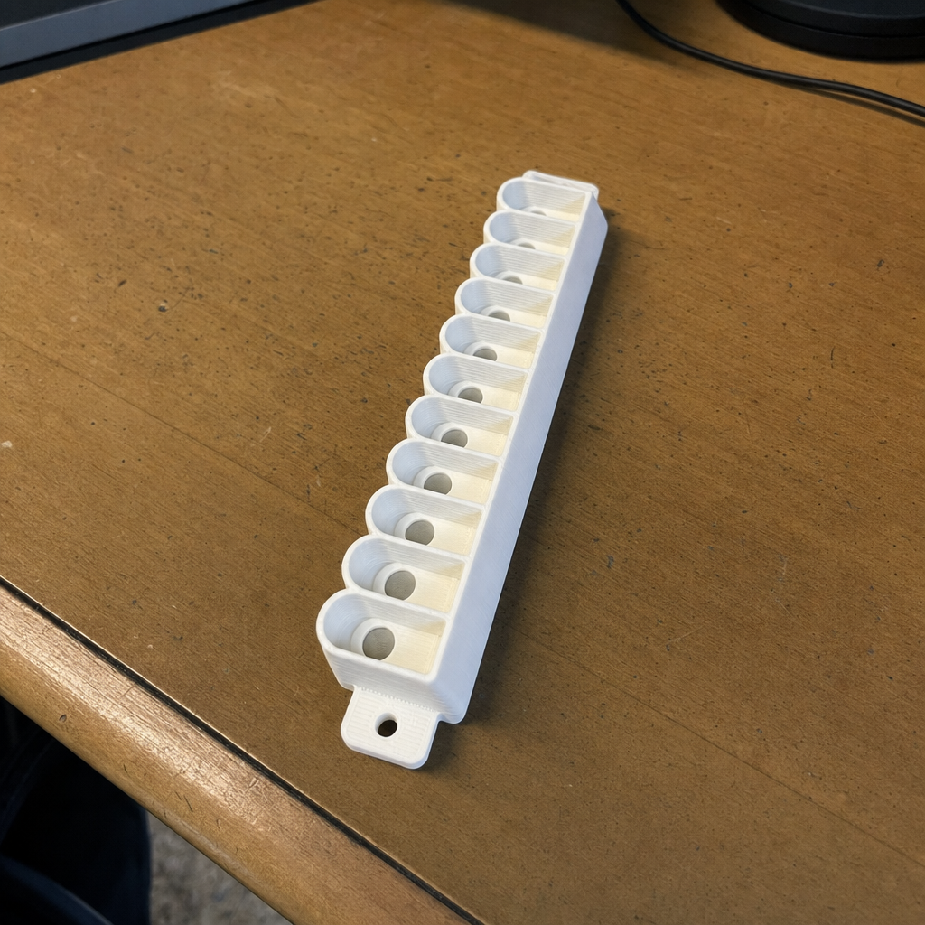 🧲 Magnetic Screwdriver Wall Rack 8-Slot Vertical Strip・ 3D File for 3D ...
