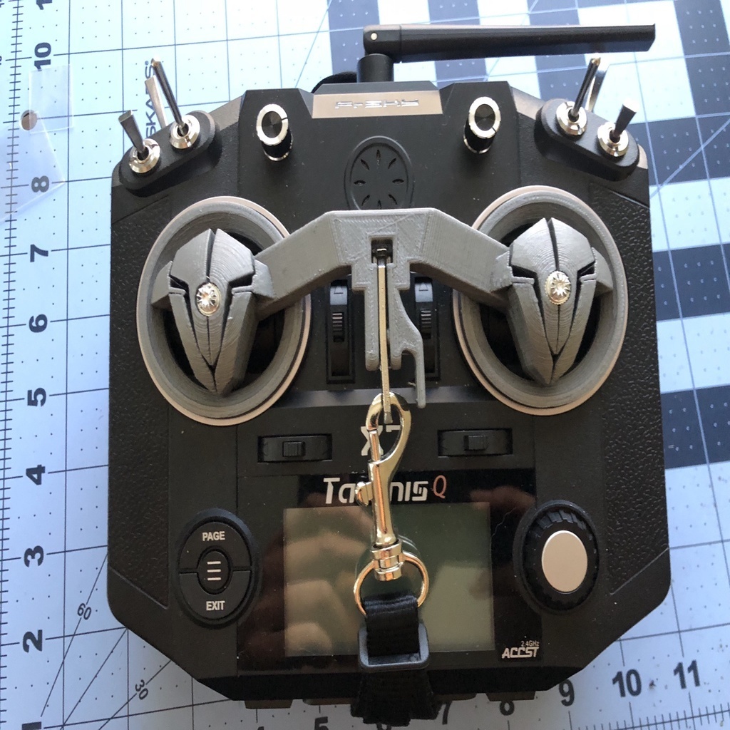 💂 Proteção do cardan TBS Taranis X9D e QX7 com clip・Arquivo 3D Grátis para  ・Cults