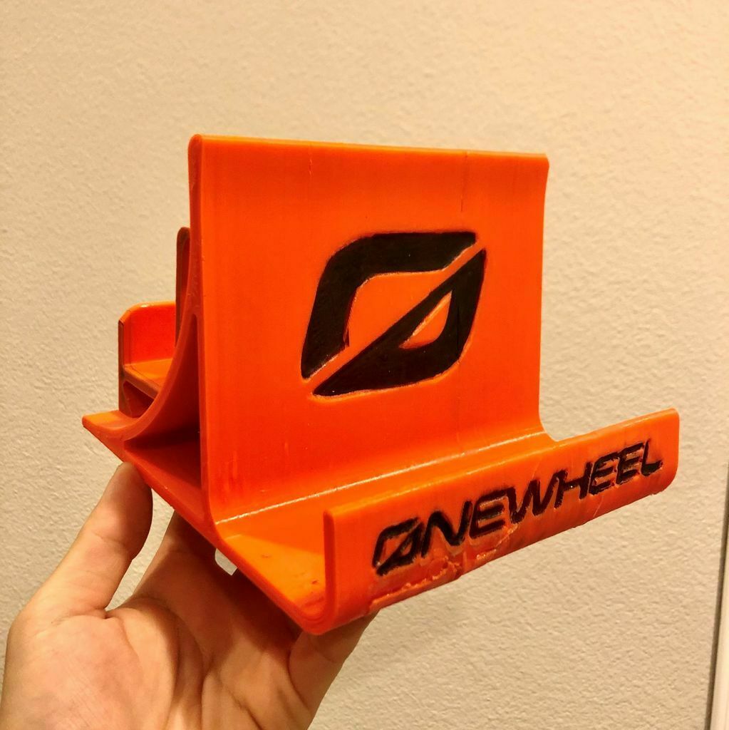 Free 3D file Onewheel Stand with charger slot 👽・3D printer model to ...