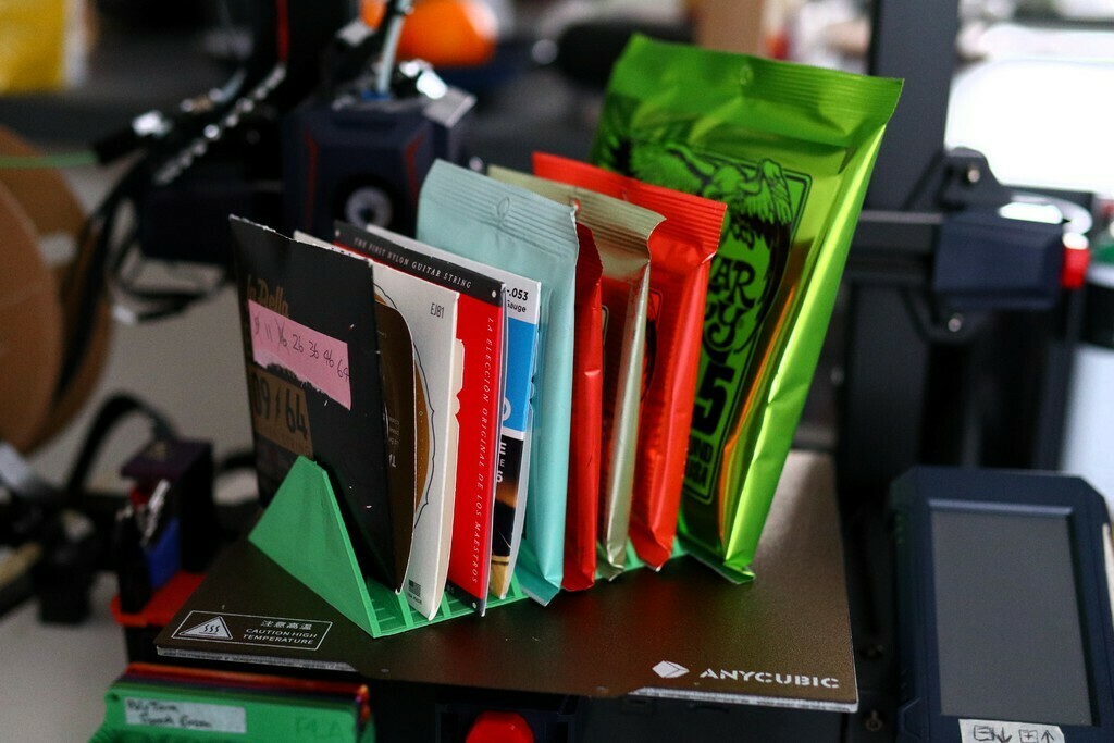 Free 3D file Guitar String Organizer 🎸・3D print model to download・Cults