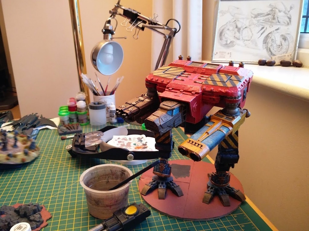 Fully posable Wardog Titanic Robot