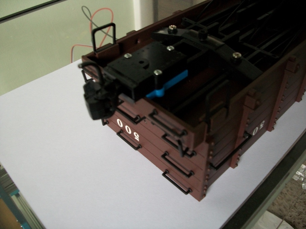 Free 3D file Kadee Coupler Mounting Pad For Bachmann G Scale Cars 🧑‍🔧