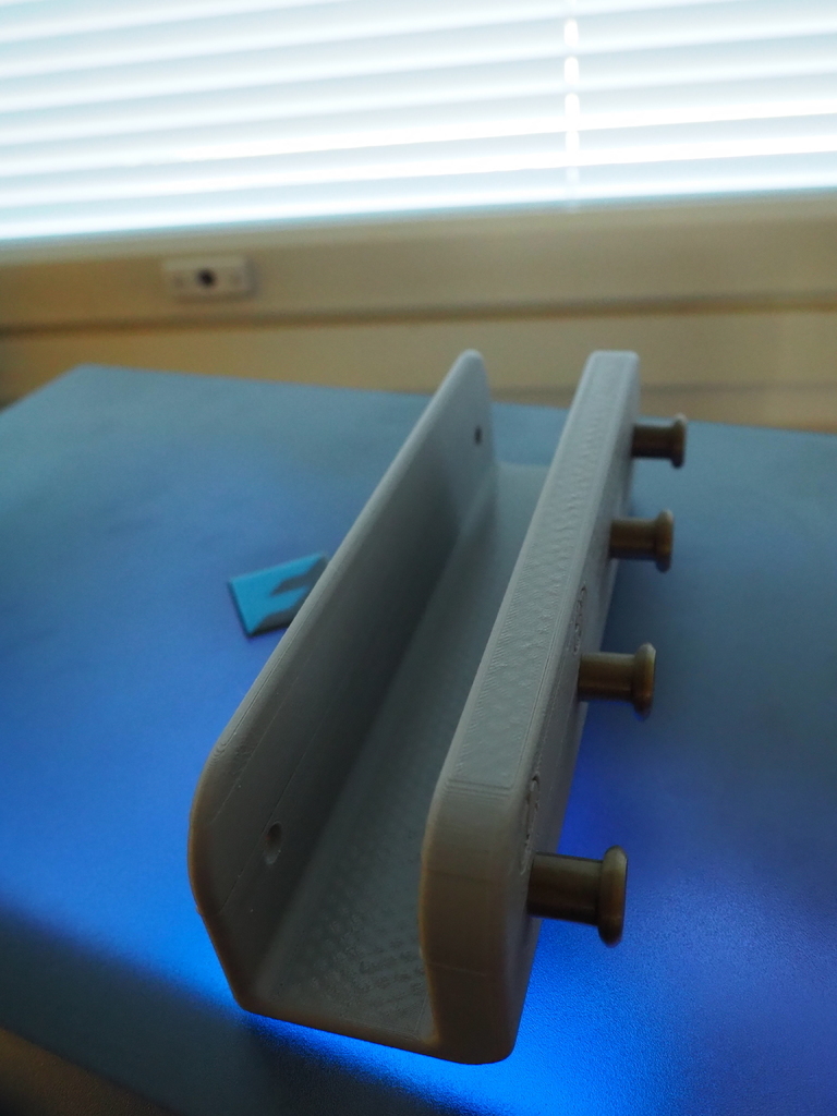 3D file KeyHolder/Shelf 🔑 ・3D printer design to download・Cults