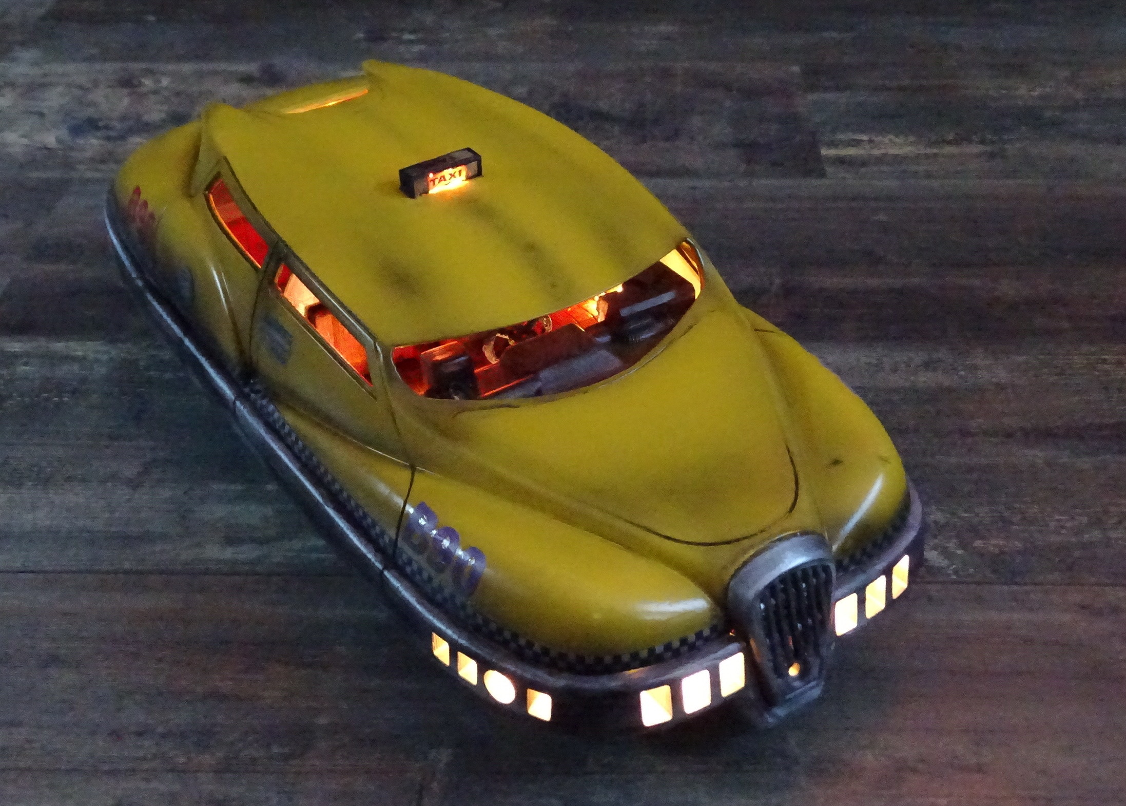 🚕 Korban Dallas - 第五元素出租车工作室规模・3D 打印使用Creality CR 10 3D 打印机・Cults