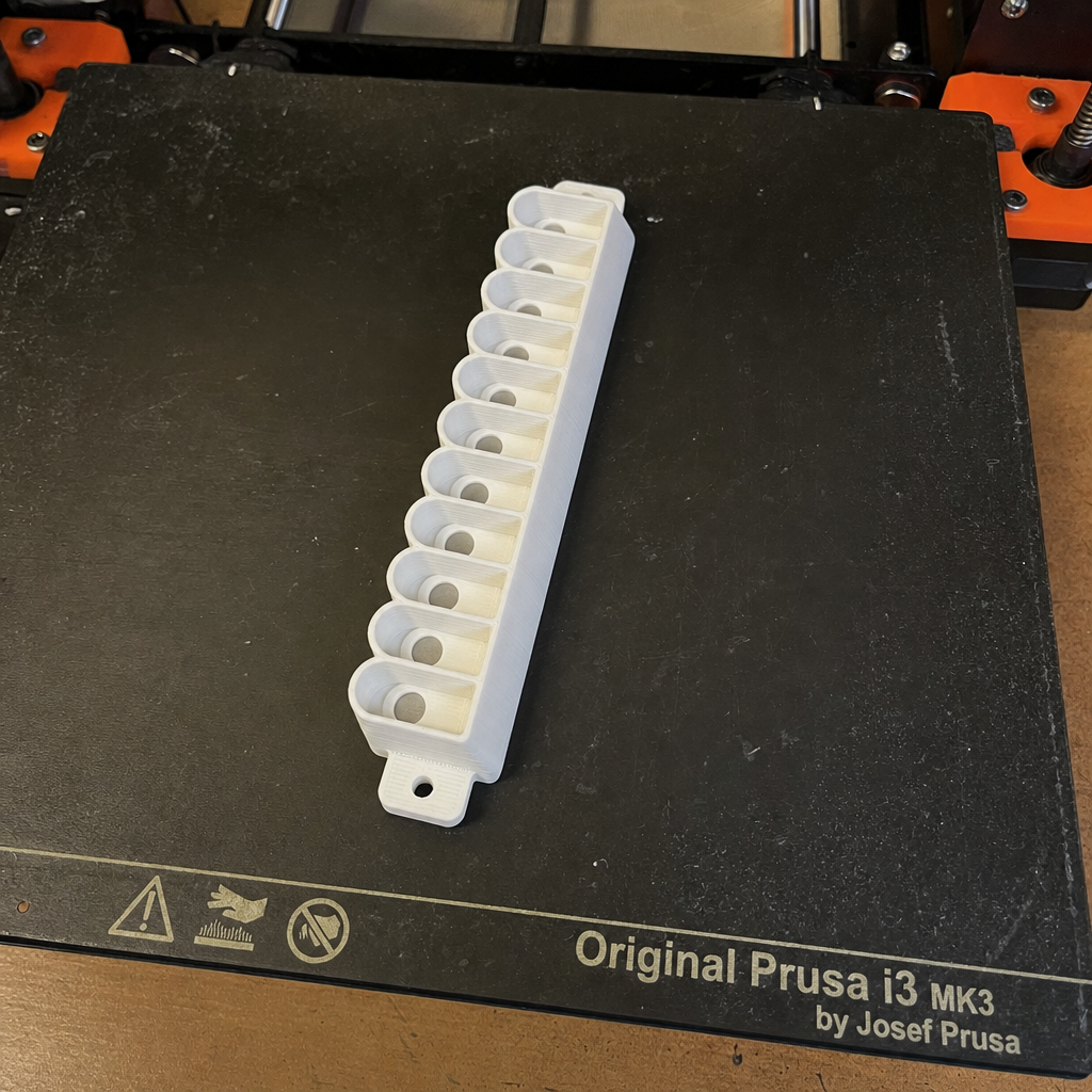 🧲 Magnetic Screwdriver Wall Rack 8-Slot Vertical Strip・ 3D File for 3D ...