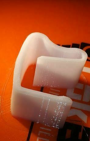 Fichier 3D gratuit Fixation Store à Lamelles Sans Percage (Pour le fun ...