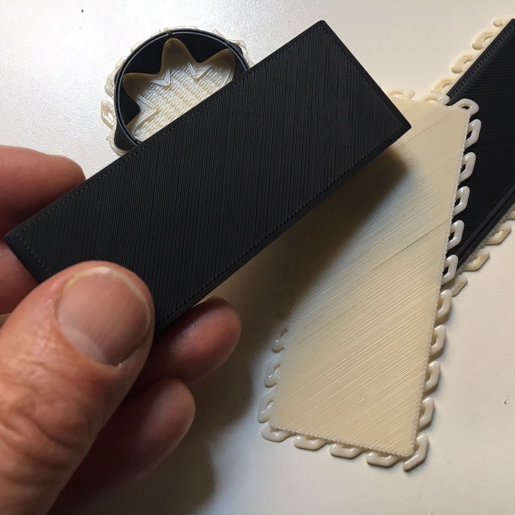 STL file Magnetic Key Box 🧲 ・Template to download and 3D print・Cults