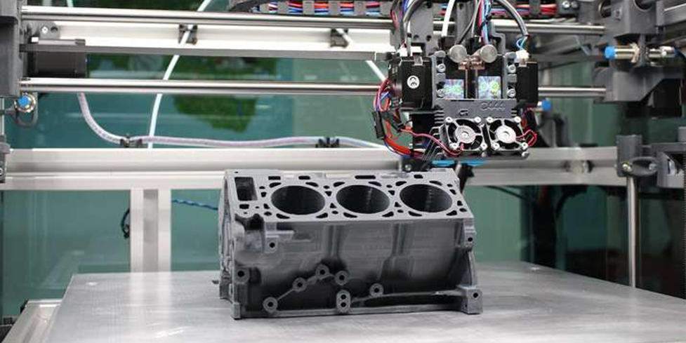 PCBWay - Principais considerações ao escolher entre CNC e impressão 3D para as suas novas peças